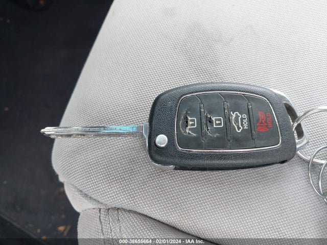 Hyundai SONATA 2017 5NPE24AF0HH522345 Image 11