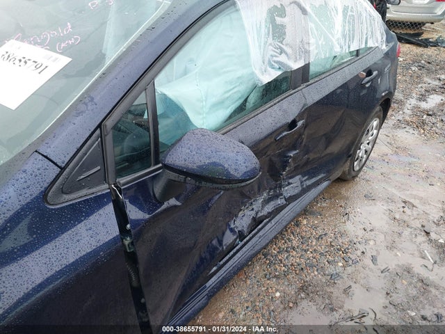 Toyota COROLLA LE 2022 5YFEPMAE1NP385746 Image 6