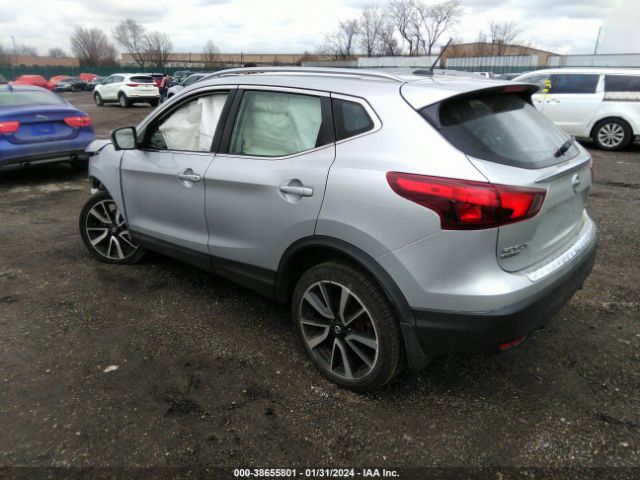 JN1BJ1CR0HW106935 Nissan Rogue Sport Sl