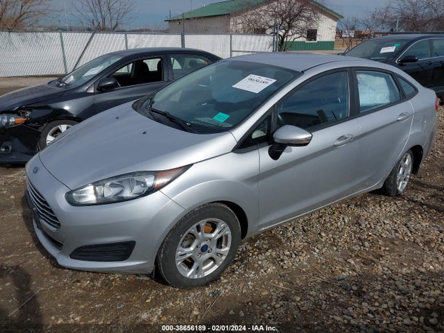 Ford FIESTA SE 2016 3FADP4BJ6GM180589 Image 2