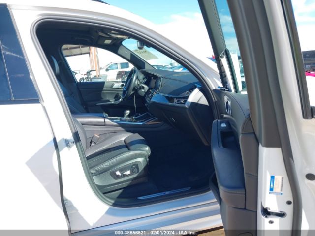 5UXCX4C54KLS39090 BMW X7 Xdrive50i