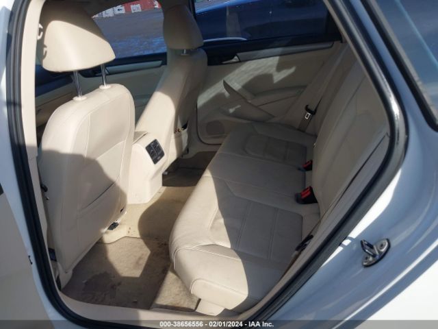 1VWBS7A32EC116372 Volkswagen Passat 1.8t Se