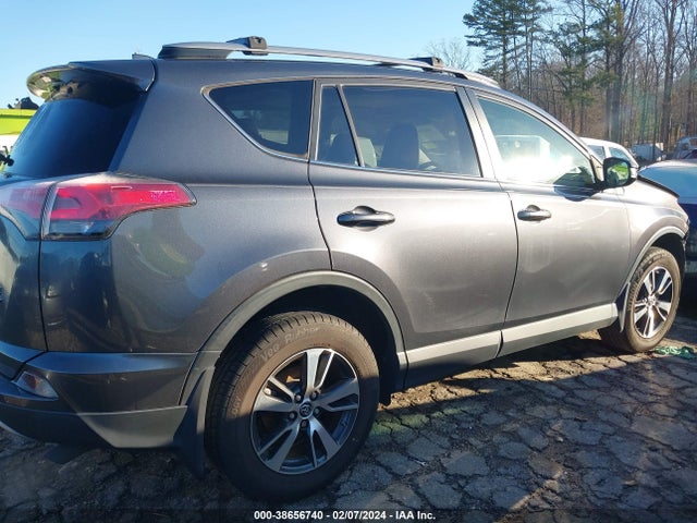 Toyota Rav4 Xle 2018 JTMRFREV8JD248179 Image 14
