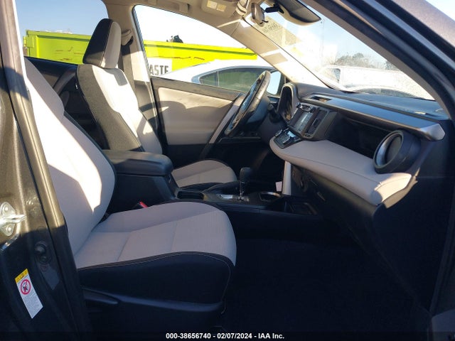 Toyota Rav4 Xle 2018 JTMRFREV8JD248179 Image 5