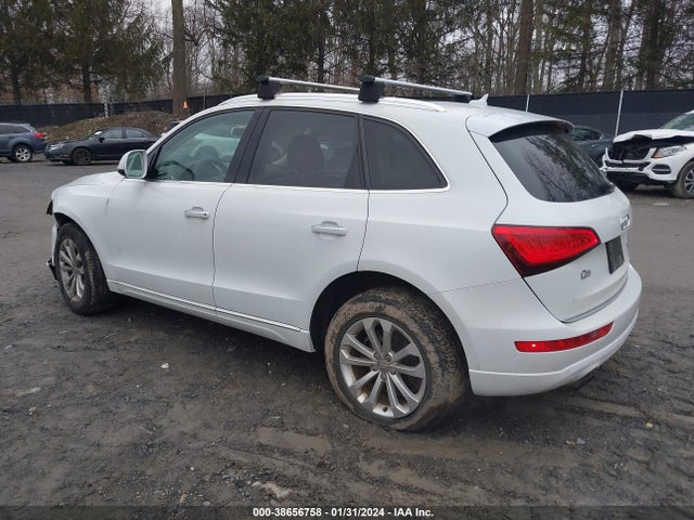 Audi Q5 2.0t Premium 2015 WA1LFAFPXFA115580 Image 3