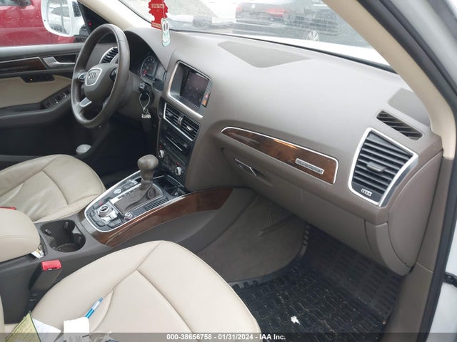 Audi Q5 2.0t Premium 2015 WA1LFAFPXFA115580 Image 5