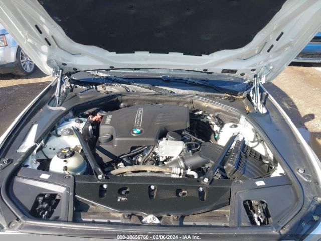 WBA5A5C51GG353868 BMW 528I