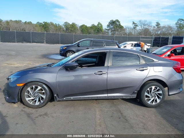 Honda CIVIC EX 2018 2HGFC2F73JH598231 Image 14