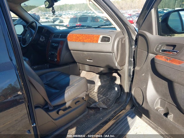 Chevrolet Tahoe Lt 2014 1GNSCBE01ER210105 Image 5