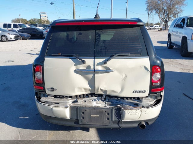 2010 MINI COOPER CLUBMAN WMWML3C54ATX39449 Photo 5