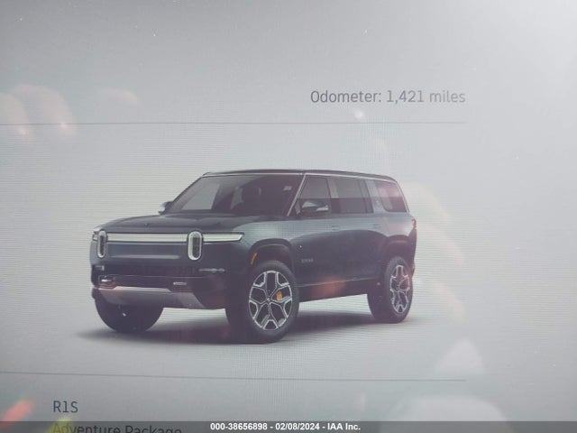 Rivian R1s Adventure 2023 7PDSGABA5PN023215 Image 15