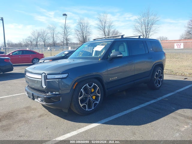 Rivian R1s Adventure 2023 7PDSGABA5PN023215 Image 2