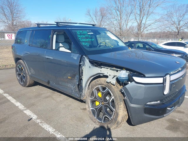 Rivian R1s Adventure 2023 7PDSGABA5PN023215 Image 6