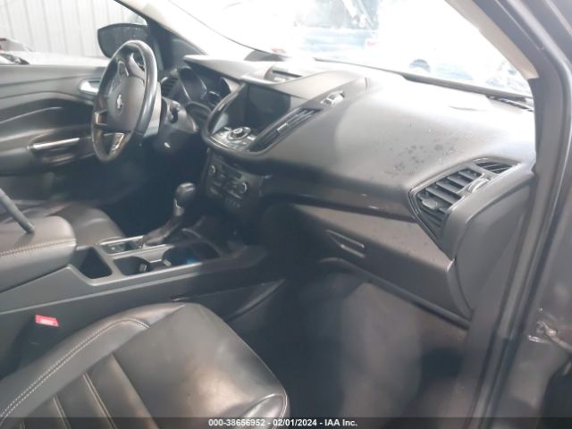 2017 FORD ESCAPE 1FMCU9JD2HUD92714 Photo 4