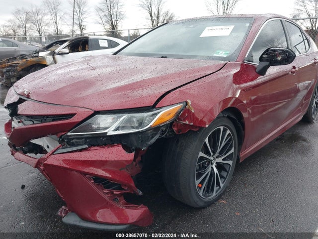 Toyota CAMRY SE 2018 4T1B11HK0JU600282 Image 16