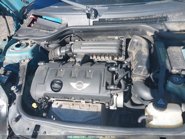 2010 MINI COOPER WMWMF3C50ATU78456 Photo 9