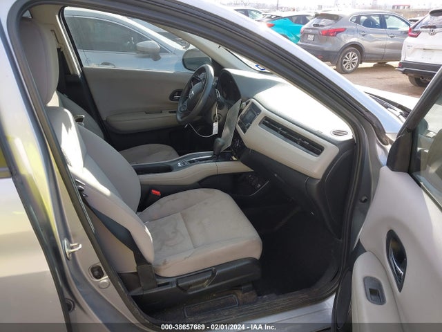 Honda HR-V LX 2017 3CZRU5H36HG706110 Image 5