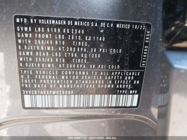 3VVCB7AXXPM025086 Volkswagen Tiguan 2.0t Se R-line Black