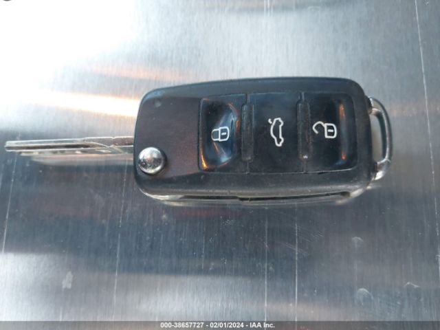 1VWBV7A31FC064225 Volkswagen Passat 2.0l Tdi Se