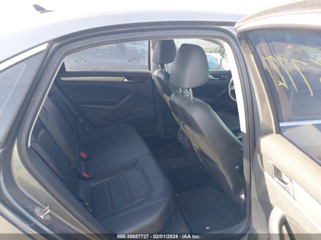 1VWBV7A31FC064225 Volkswagen Passat 2.0l Tdi Se
