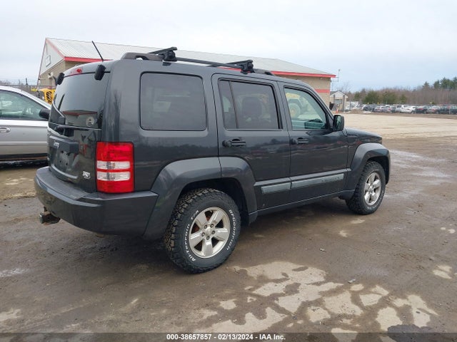 38657857 :رقم المزاد ، 1J4PN2GK4AW128012 vin ، 2010 Jeep Liberty Sport مزاد بيع