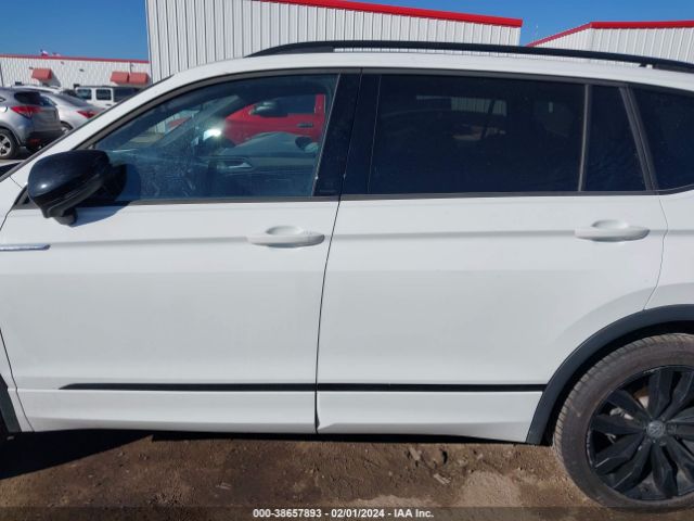 3VV2B7AX7MM156550 Volkswagen Tiguan 2.0t Se/2.0t Se R-line Black/2.0t Sel