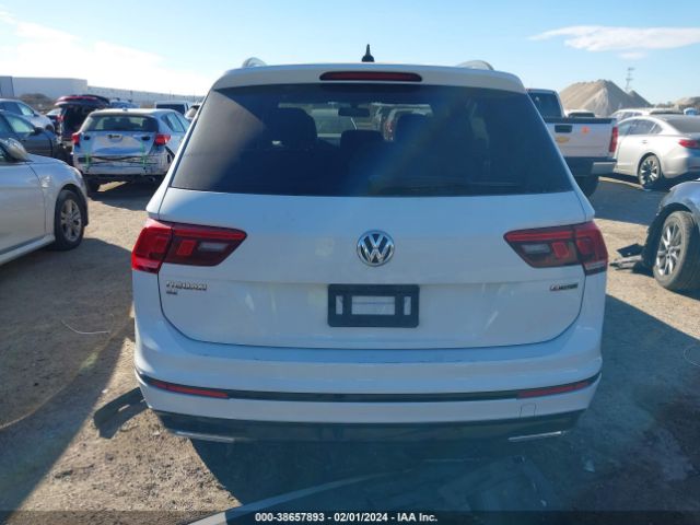 3VV2B7AX7MM156550 Volkswagen Tiguan 2.0t Se/2.0t Se R-line Black/2.0t Sel