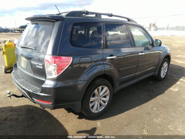 2013 SUBARU FORESTER 2.5X LIMITED VIN: JF2SHAFC8DH421529