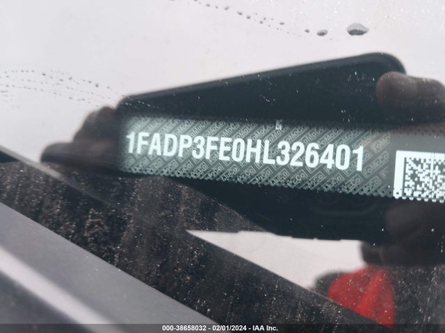 Ford FOCUS SE 2017 1FADP3FE0HL326401 Image 9