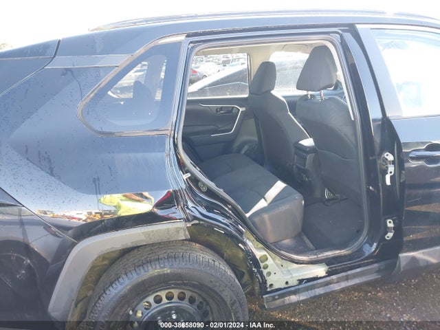 Toyota RAV4 LE 2019 2T3H1RFV5KC017674 Image 6
