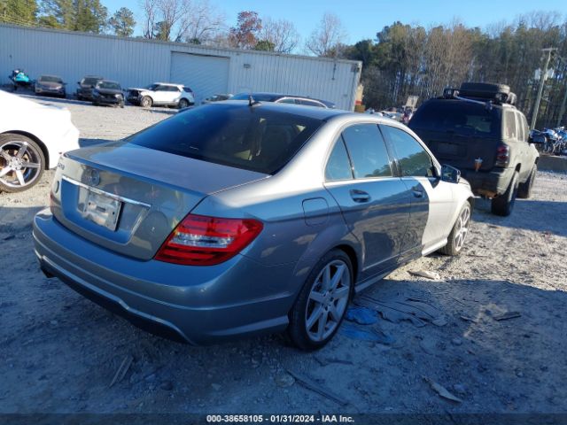 2014 MERCEDES-BENZ C 250 WDDGF4HB5EA962196 Photo 3
