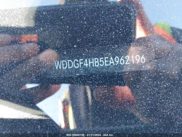 2014 MERCEDES-BENZ C 250 WDDGF4HB5EA962196 Photo 8