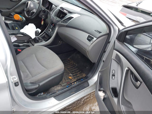 2014 HYUNDAI ELANTRA SE VIN: 5NPDH4AE0EH473631