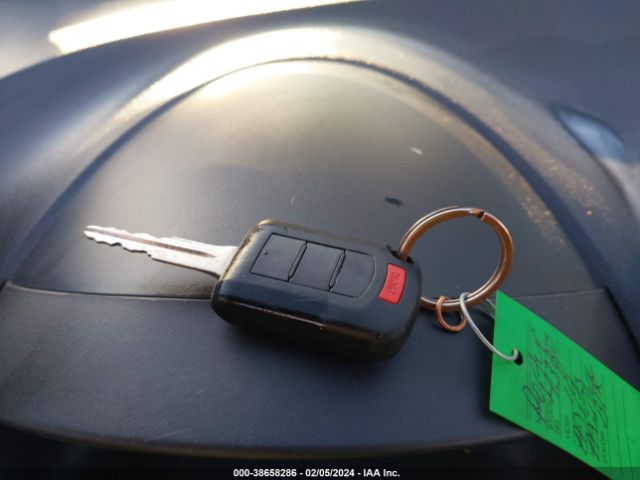 ML32F3FJ1JHF14988 Mitsubishi Mirage G4 Es