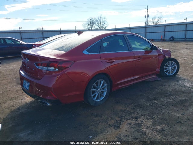 Hyundai SONATA SE 2019 5NPE24AF8KH820388 Image 4