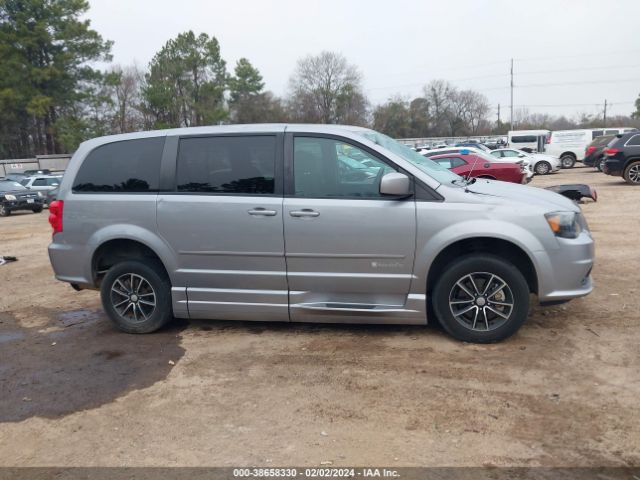 2C4RDGBG5FR643201 Dodge Grand Caravan Avp/se