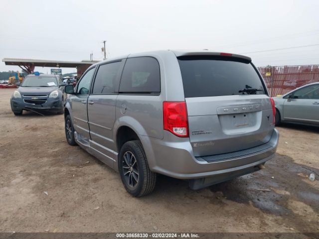 2C4RDGBG5FR643201 Dodge Grand Caravan Avp/se