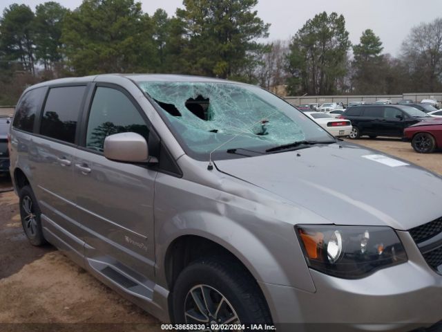 2C4RDGBG5FR643201 Dodge Grand Caravan Avp/se