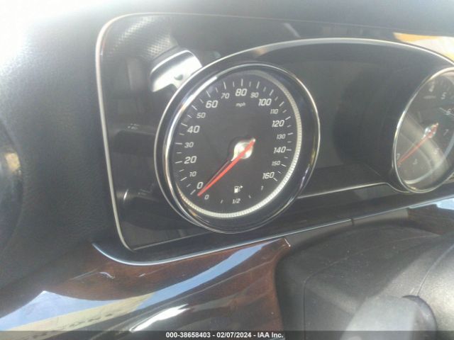 WDDZF4KB0HA235621 Mercedes-Benz E 300 4matic