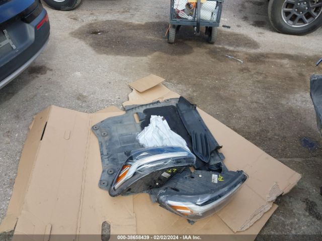 YV4162XZ5K2010272 Volvo Xc40 T5 Momentum/t5 R-design