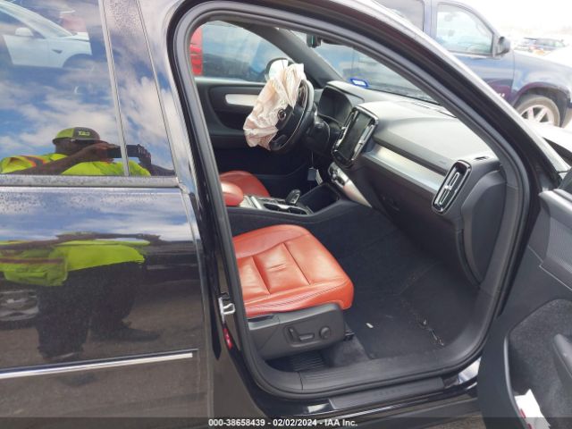 YV4162XZ5K2010272 Volvo Xc40 T5 Momentum/t5 R-design