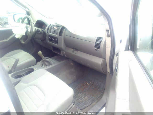 2010 NISSAN FRONTIER XE VIN: 1N6BD0CT4AC441176