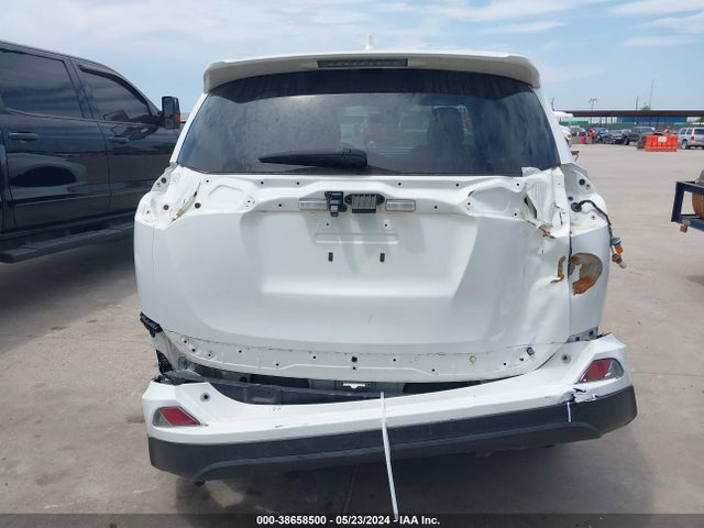 Toyota RAV4 LE 2018 2T3ZFREVXJW509993 Image 17