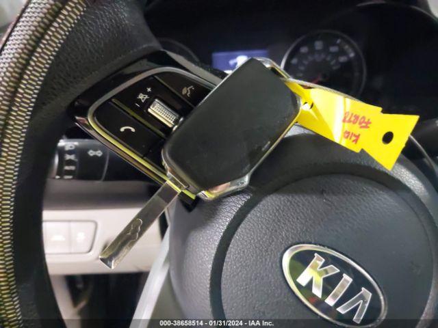 3KPF24AD3KE016667 KIA Forte Lxs