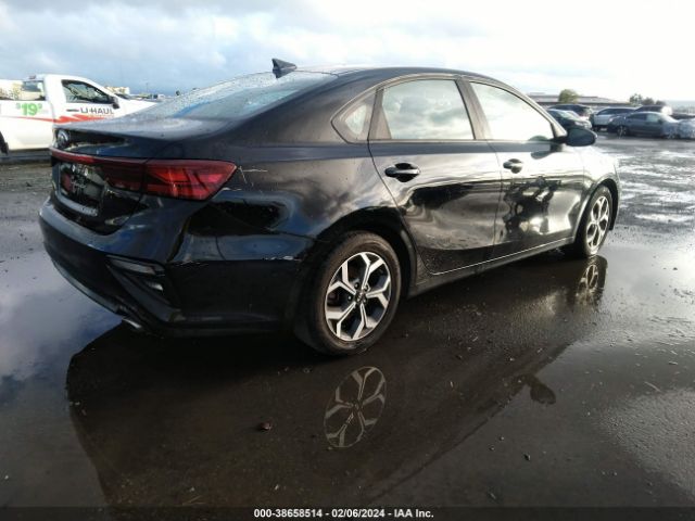 3KPF24AD3KE016667 KIA Forte Lxs