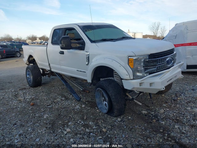 Ford F-250 Xl 2017 1FT7X2BT1HEE80853 Image 1