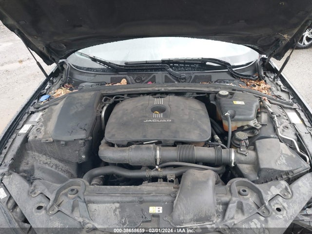 2015 JAGUAR XF SAJWA0FS3FPU63025 Photo 9