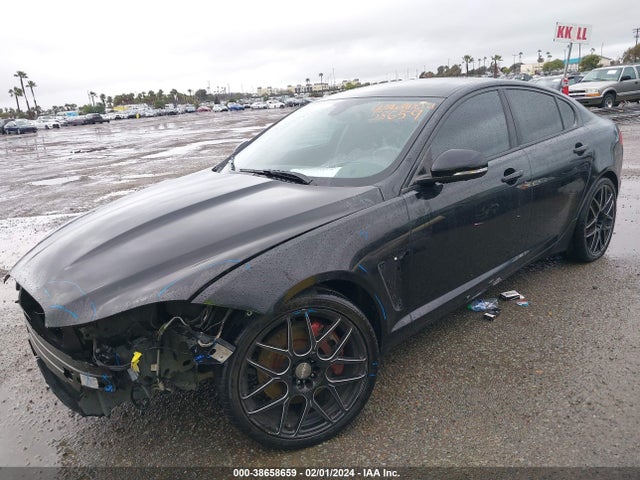 2015 JAGUAR XF SAJWA0FS3FPU63025 Photo 1