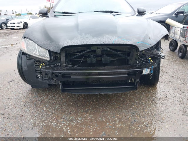 2015 JAGUAR XF SAJWA0FS3FPU63025 Photo 5
