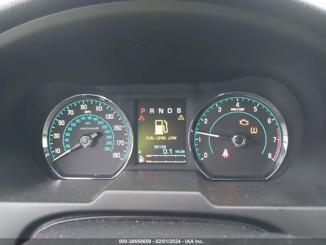 2015 JAGUAR XF SAJWA0FS3FPU63025 Photo 6